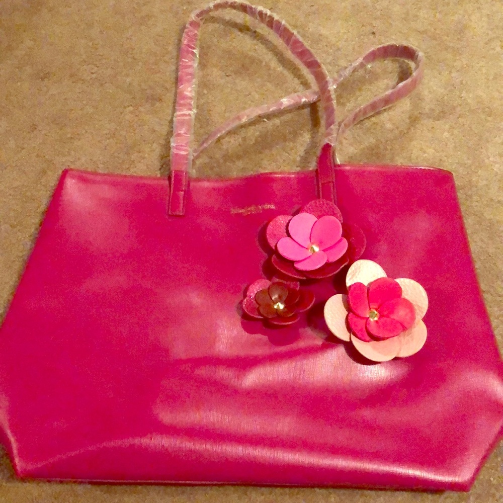 Elizabeth Arden tote